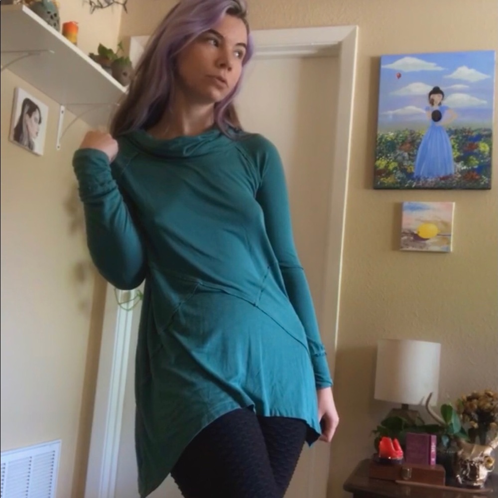 Verve amí turquoise long sleeve top